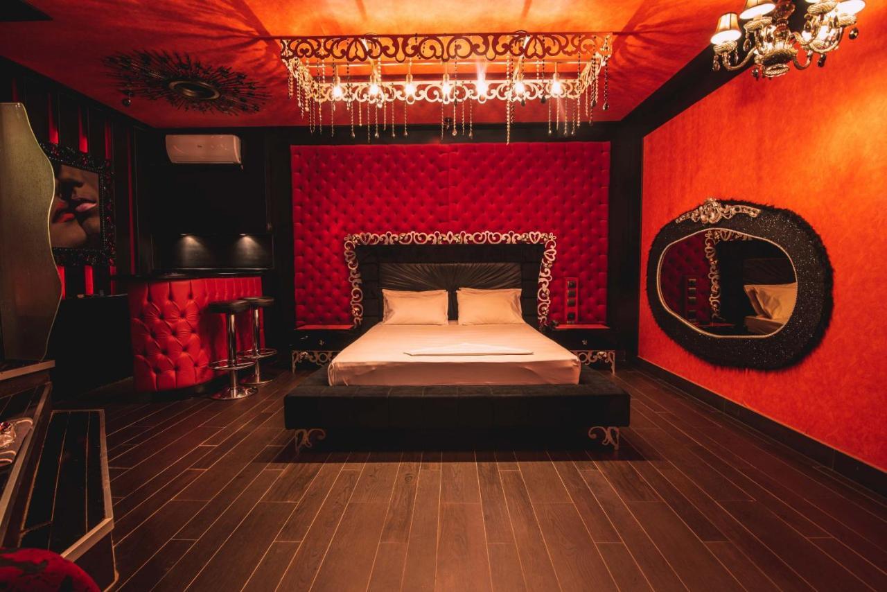 Ruby Rooms Kifisia - Adults Only Athens Exterior photo